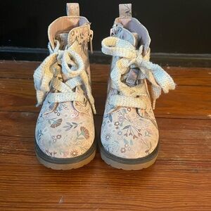 Cat & Jack Floral Kids Boots with Cream Laces